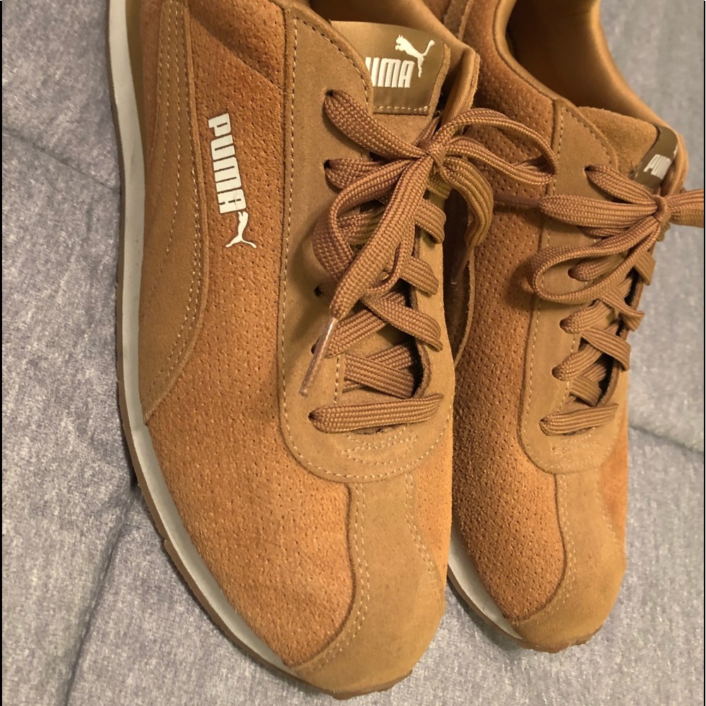 Puma sneakers